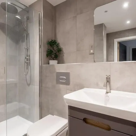 Stayzeni, Ouse Court Modern 1 Bed * York